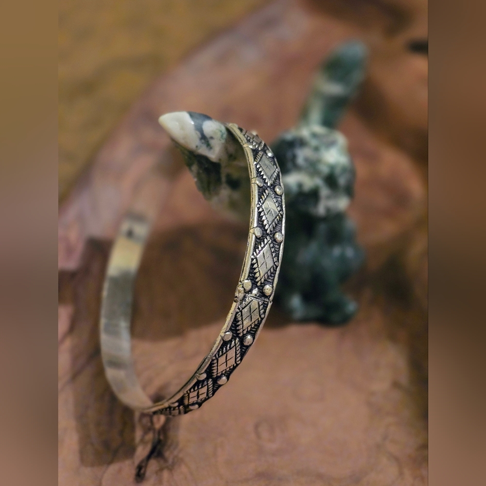 Sterling Silver Boho Chic Diamond Pattern Bangle - image 3